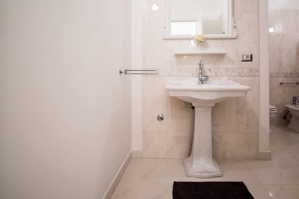Ferienwohnung Excellence, Free Parking, 3 Minutes Walking From Sassi Matera Zimmer foto